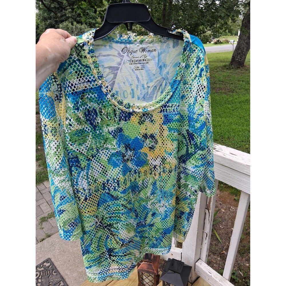 Women's Top 2X by Onque Green Floral Mesh & Solid Underlay